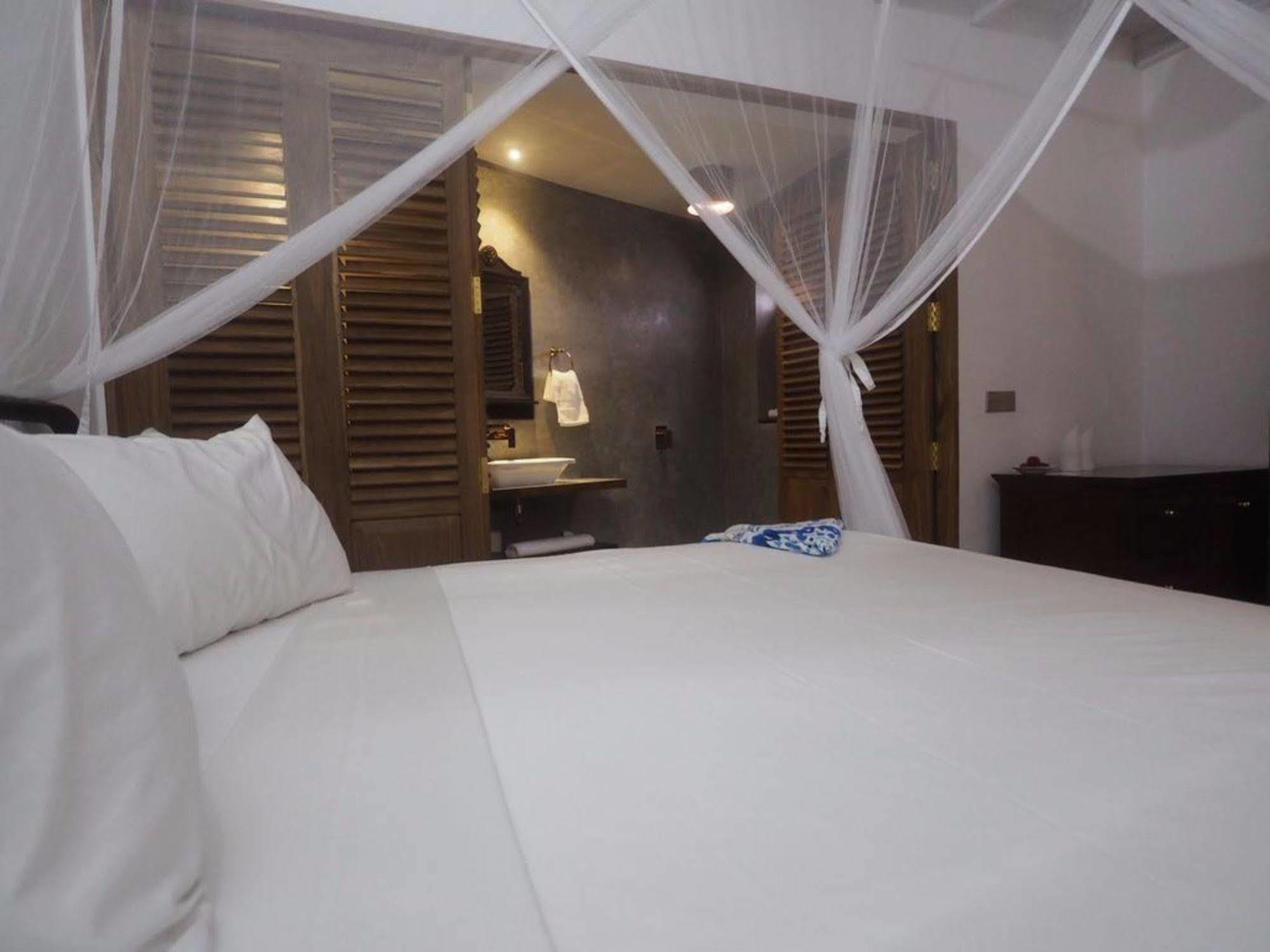Hotel Of 5*